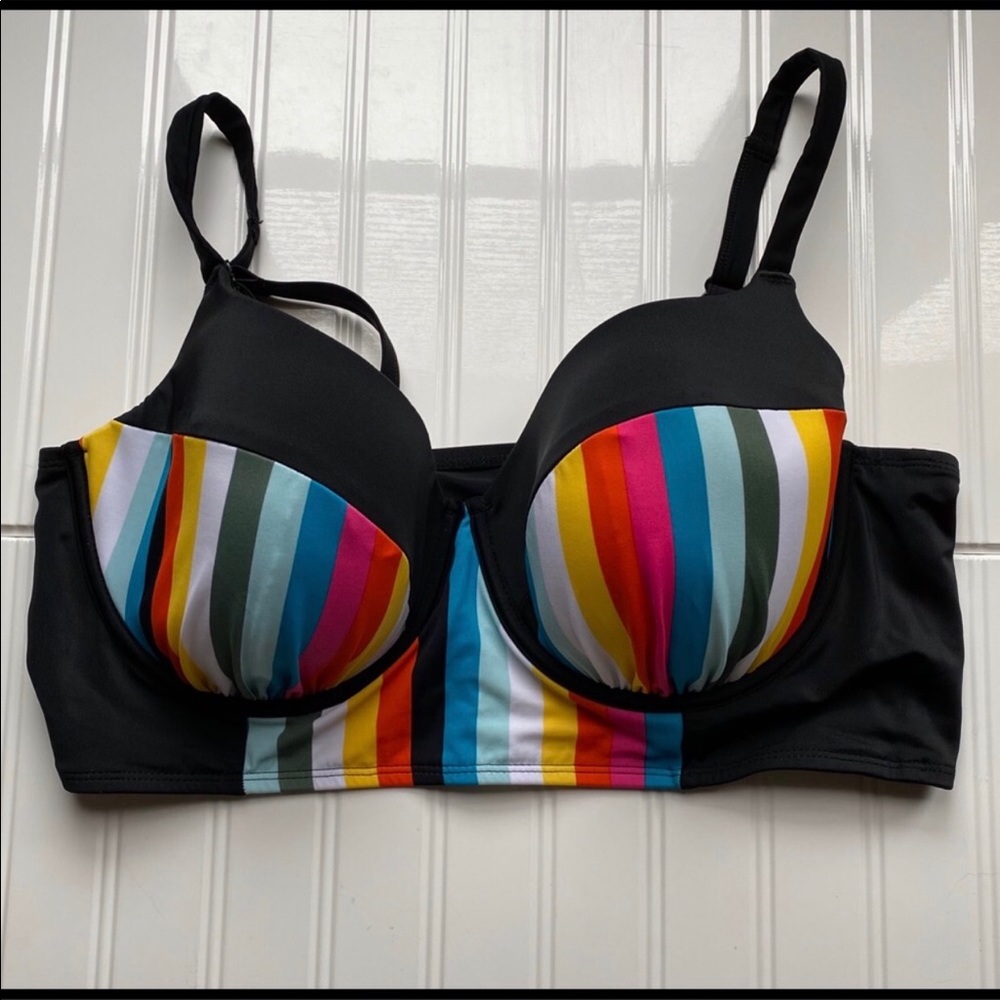 bathing suit top size 40DDD